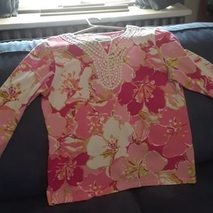 3 Quarter sleeve cute top